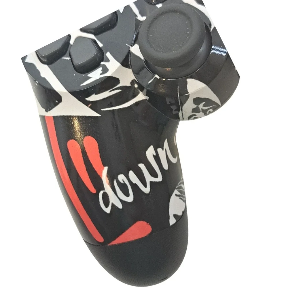 Third Party Wireless P4-4.0 Controller for PS4 Skull Graffiti Black Gamepad
